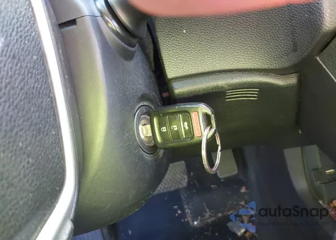 2016 Honda Civic Lx z USA, uszkodzony, nr VIN 19XFC2F56GE208269